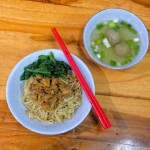 Kedai Mie Kolas, Legian